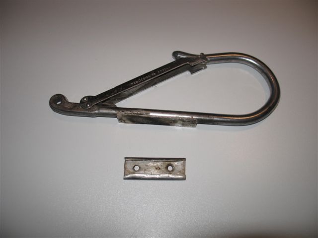 [Immagine: 2010920225522_gancio per boa 013.jpg]